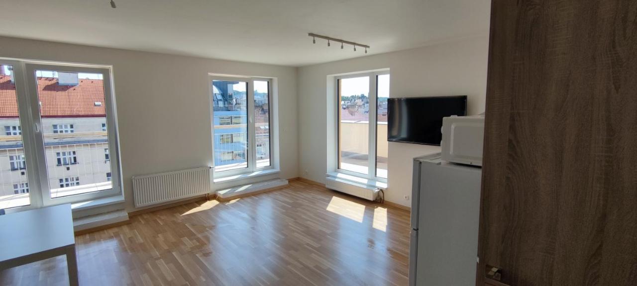 Penthouse # 81 With Panoramic City View In Elite Rezidence With Free Parking Prag Dış mekan fotoğraf