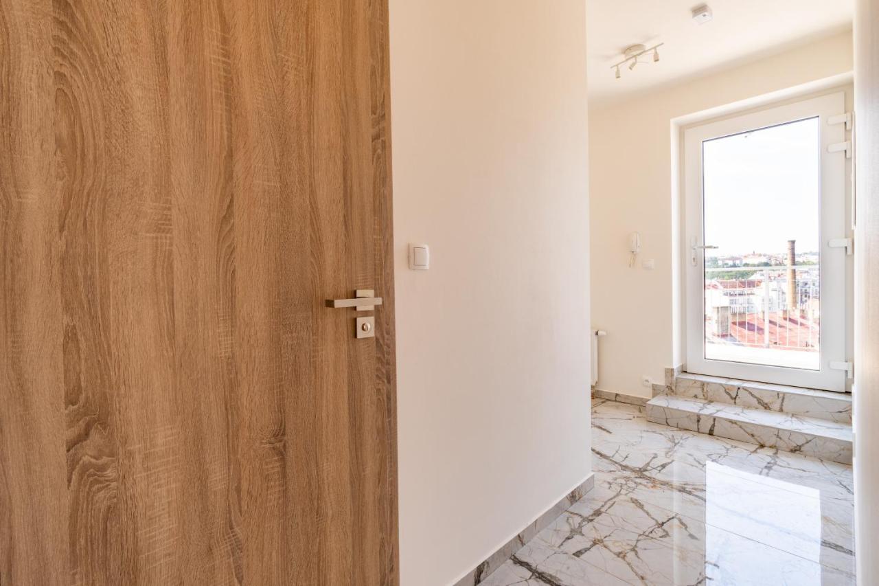 Penthouse # 81 With Panoramic City View In Elite Rezidence With Free Parking Prag Dış mekan fotoğraf