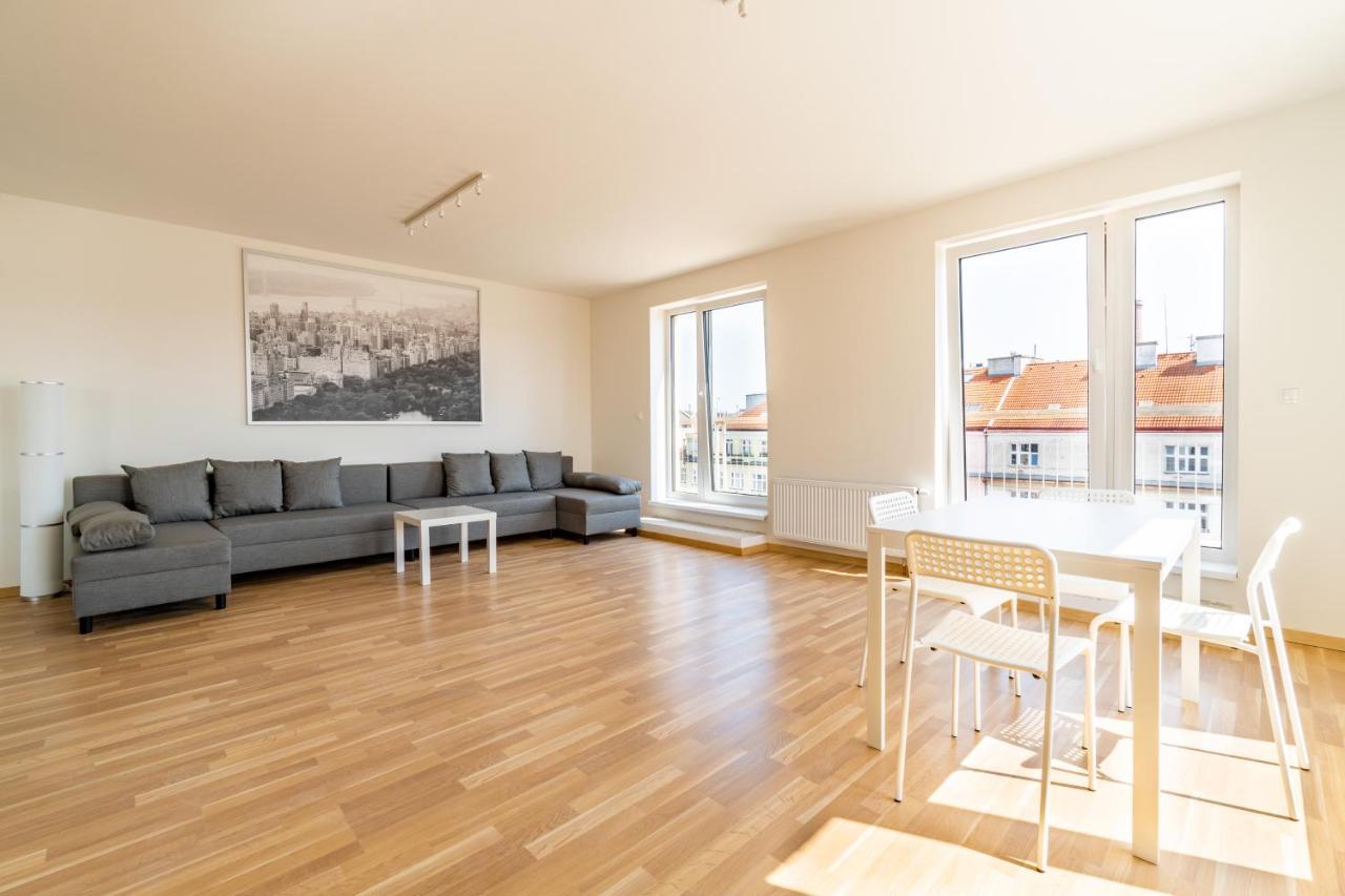 Penthouse # 81 With Panoramic City View In Elite Rezidence With Free Parking Prag Dış mekan fotoğraf